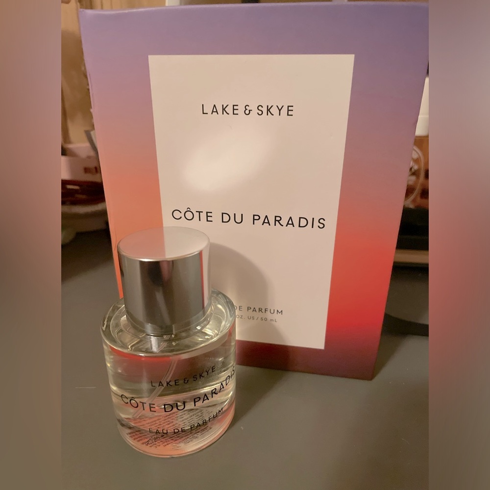 Lake and Skye  Cote Du Paradis EDP